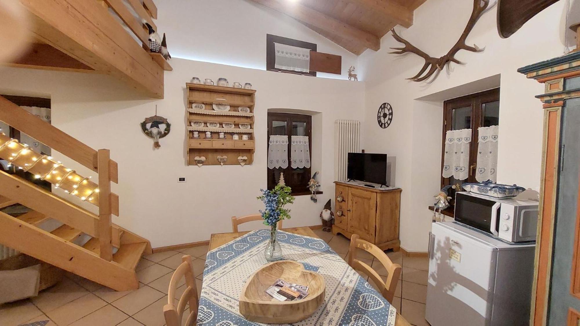 Loft Della Perpetua Di Casa Bernardi, Fuga Romantica Petfriendly Montagnaga  Exteriér fotografie
